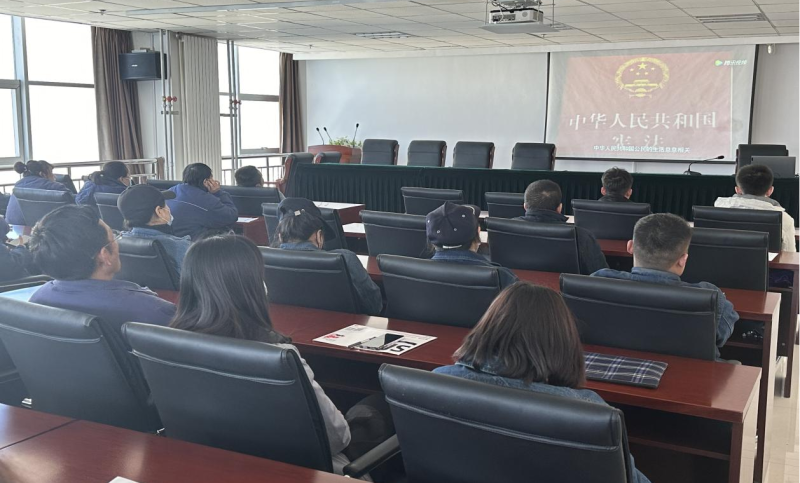 弘揚(yáng)憲法精神  樹(shù)牢法治觀念&mdash;&mdash;物產(chǎn)工投公司全面開(kāi)展憲法宣傳周活動(dòng)