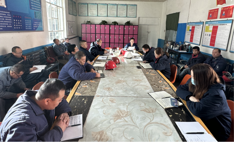 對標(biāo)對表新要求 主動作為抓落實&mdash;&mdash;物產(chǎn)工投公司紀(jì)委召開學(xué)習(xí)貫徹中紀(jì)委、省紀(jì)委二次全會精神專題會議暨節(jié)前廉政教育警示會