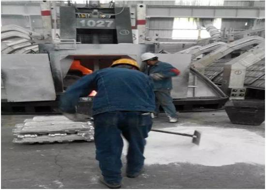 加強(qiáng)法治觀念、保障安全生產(chǎn)  嚴(yán)抓細(xì)管助推電解鋁安全生產(chǎn)新局面