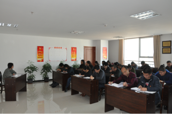 集團黨委委員、副總經(jīng)理劉玲同志宣講黨的十九大精神