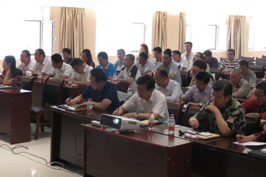 加強業(yè)務(wù)培訓(xùn)，提升工作能力