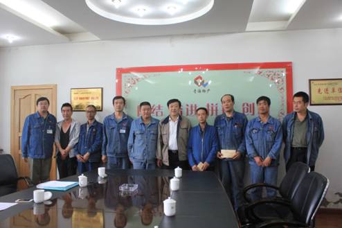 青海物產(chǎn)集團黨委開展慶祝建黨95周年，走訪慰問